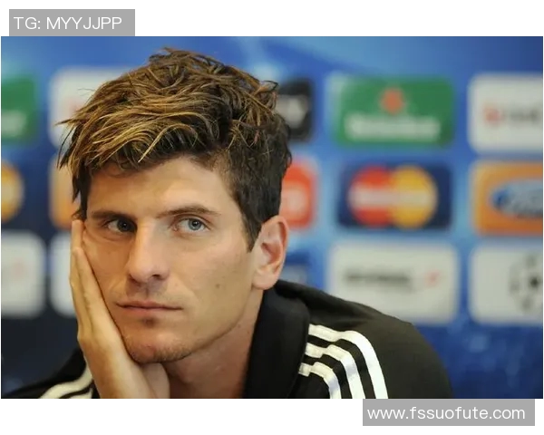 安哥拉足球明星盘点：那些在绿茵场上闪耀的传奇人物